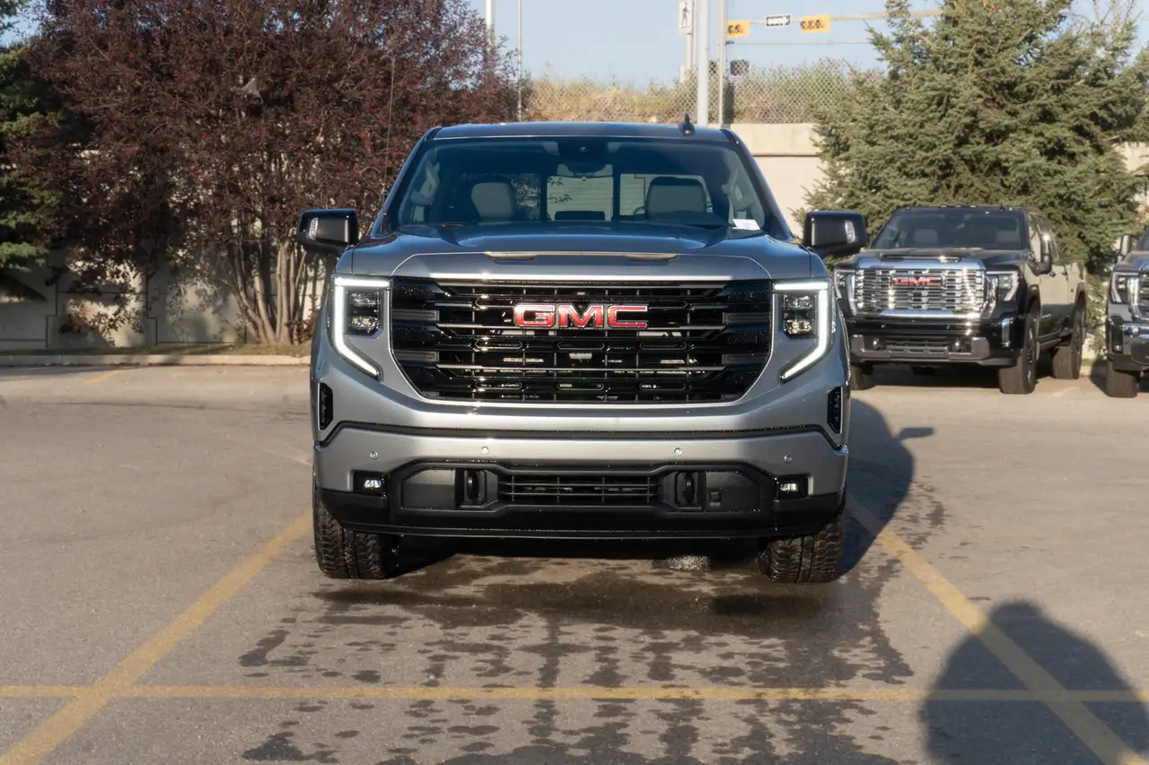 GMC Sierra 1500 снимка GMC Sierra 1500