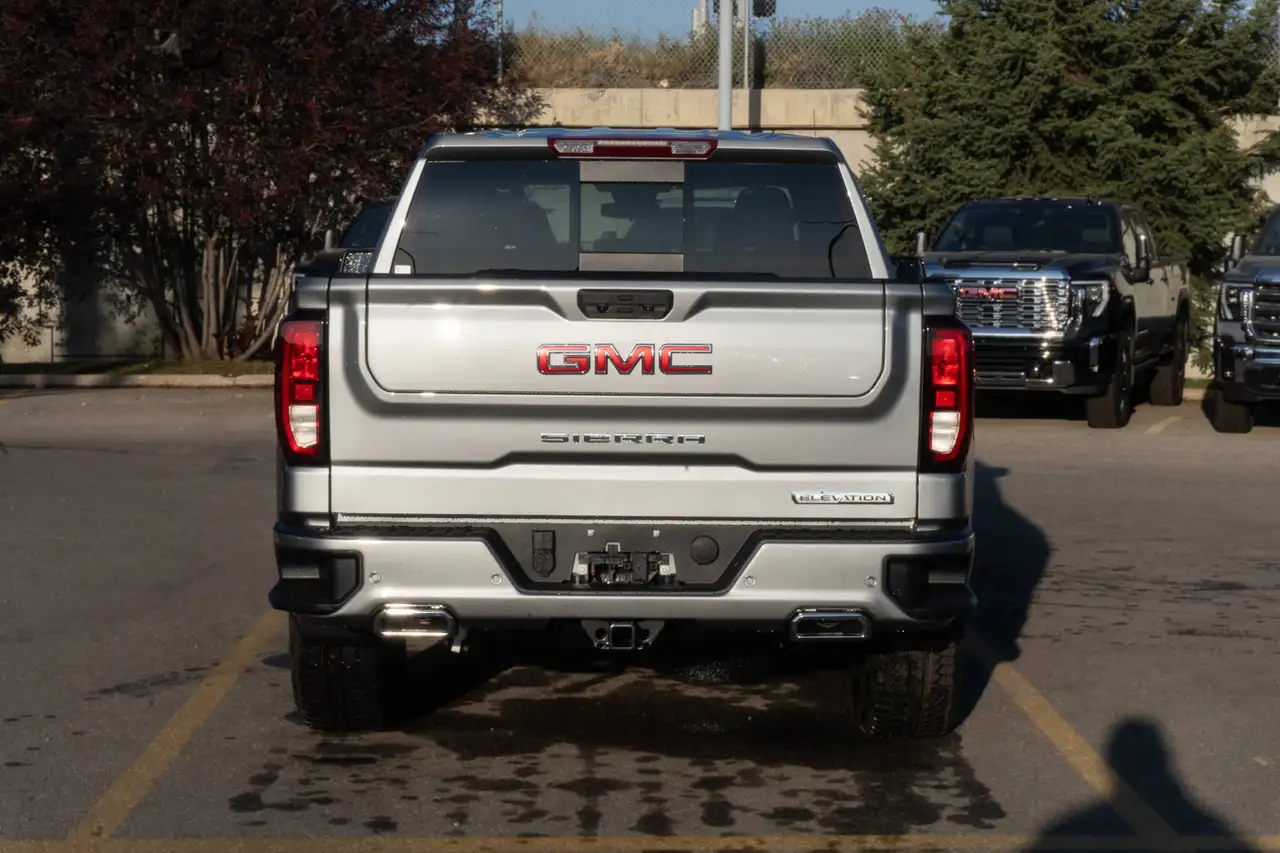 GMC Sierra 1500 снимка GMC Sierra 1500