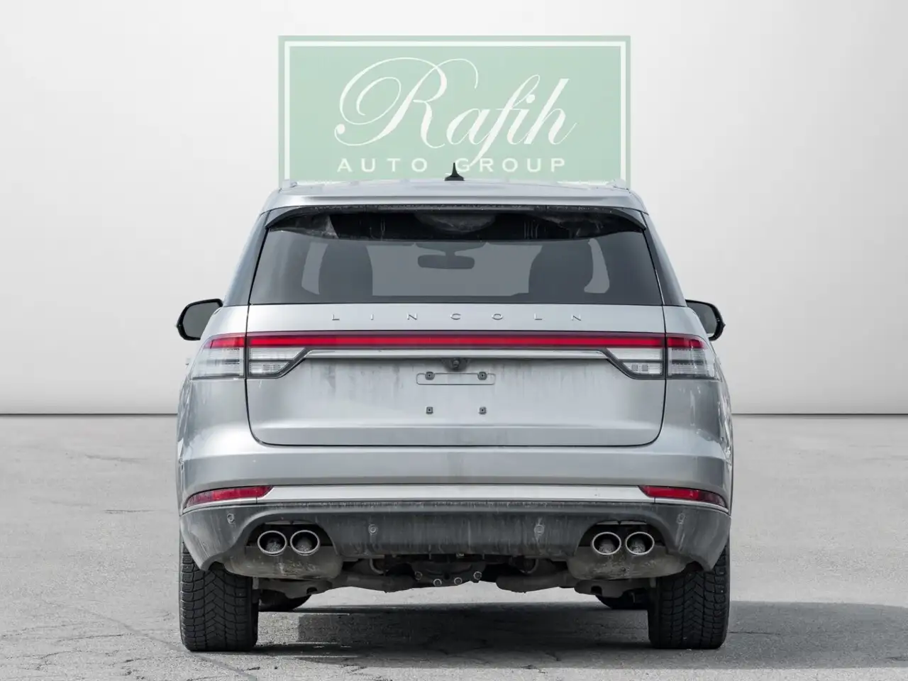 Lincoln Aviator снимка Lincoln Aviator