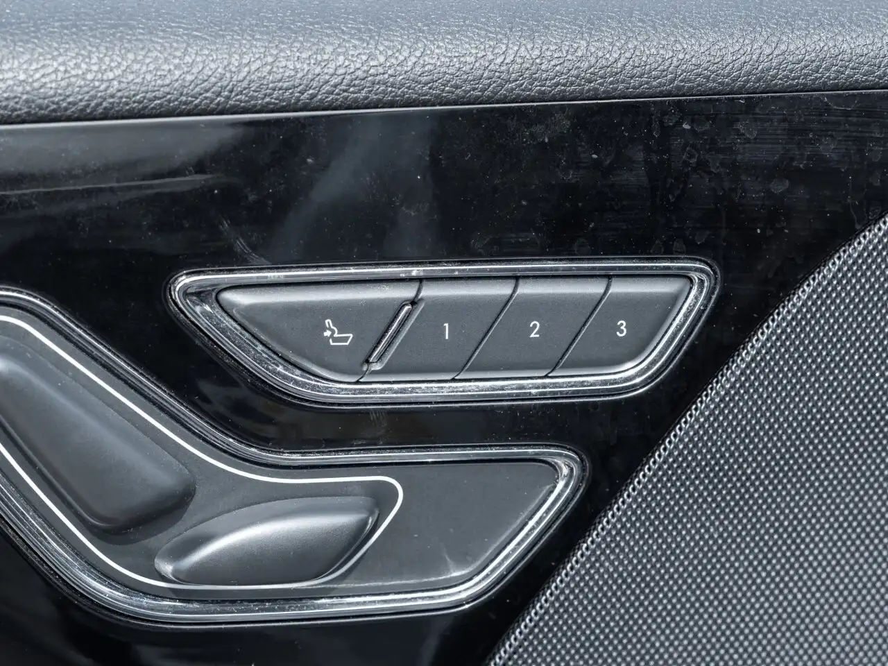 Lincoln Aviator снимка Lincoln Aviator