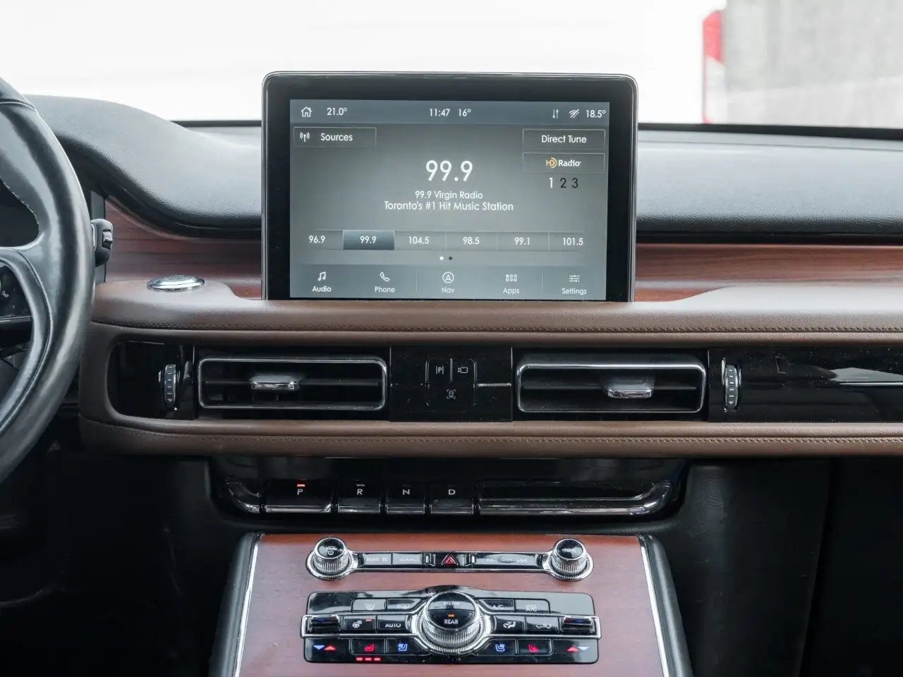 Lincoln Aviator снимка Lincoln Aviator