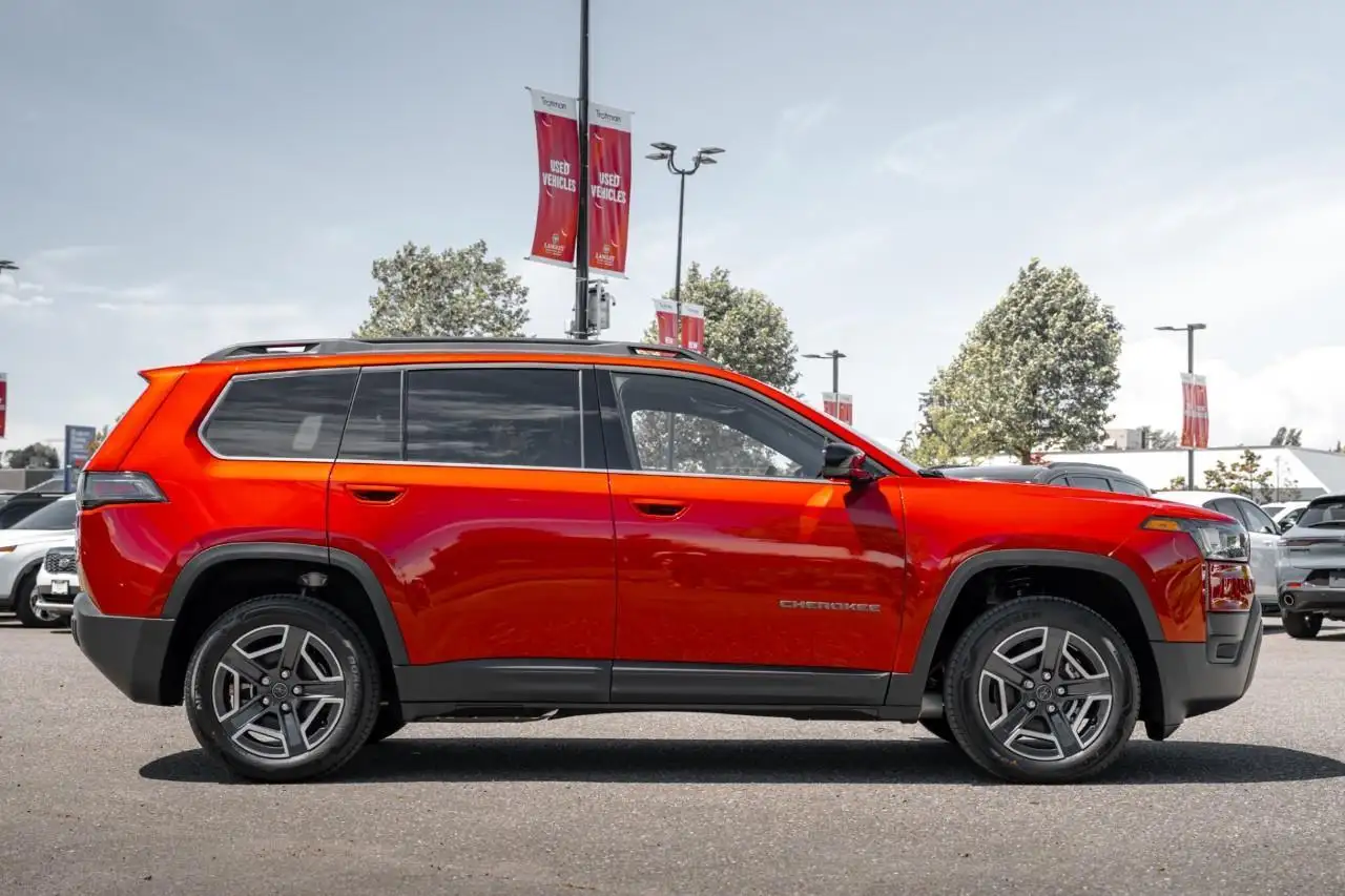 Jeep Cherokee снимка Jeep Cherokee