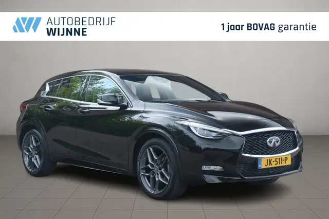 Infiniti Q30 1.6t 165pk Aut. Sport City Black | Climate | Cruis