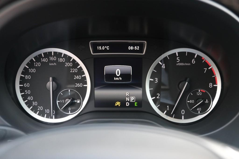 Infiniti Q30 1.6t 165pk Aut. Sport City Black | Climate | Cruis — photo 11