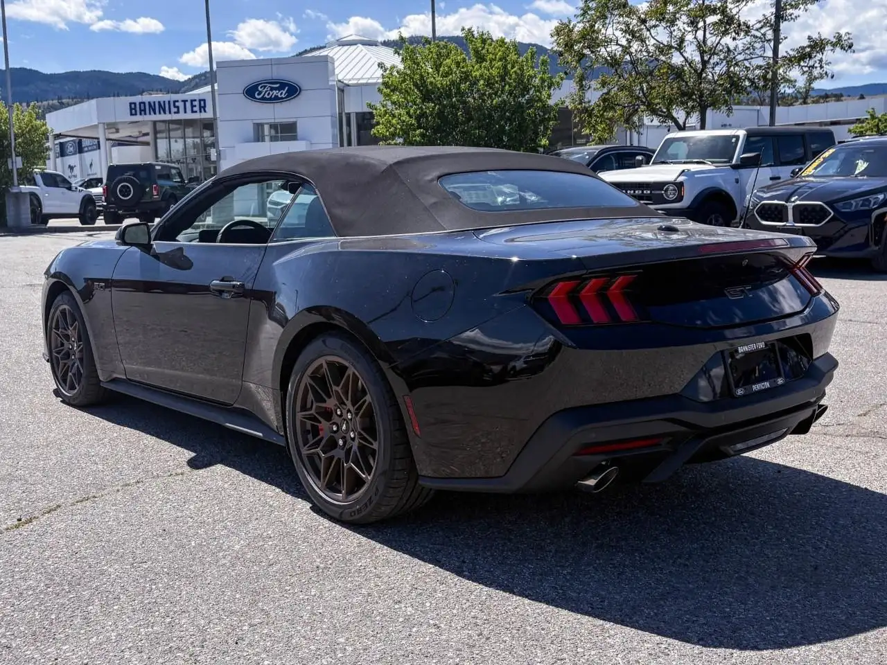 Ford Mustang снимка Ford Mustang