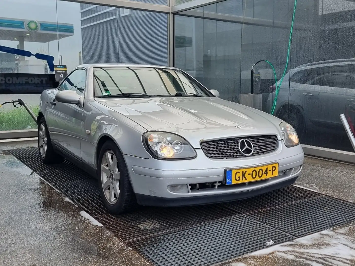 Mercedes-Benz SLK 200 Nieuwe APK Grijs - 1