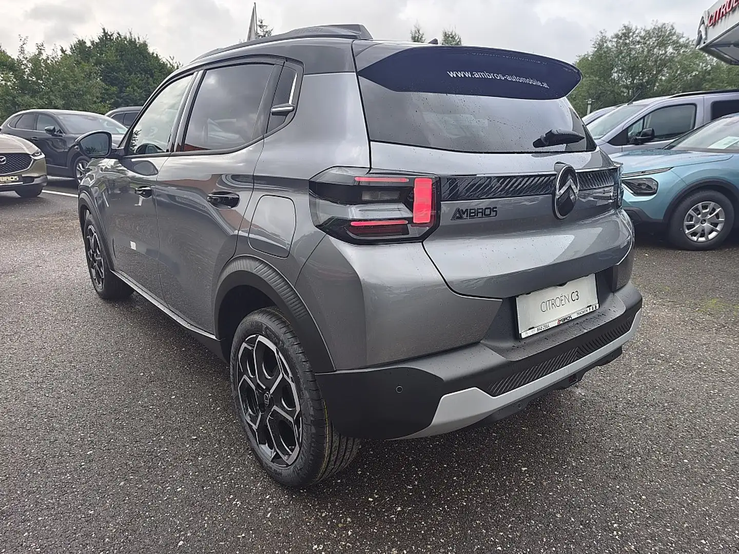Citroen C3 PureTech 100 S&S 6-Gang-Manuell MAX Vorführwage... Grau - 2