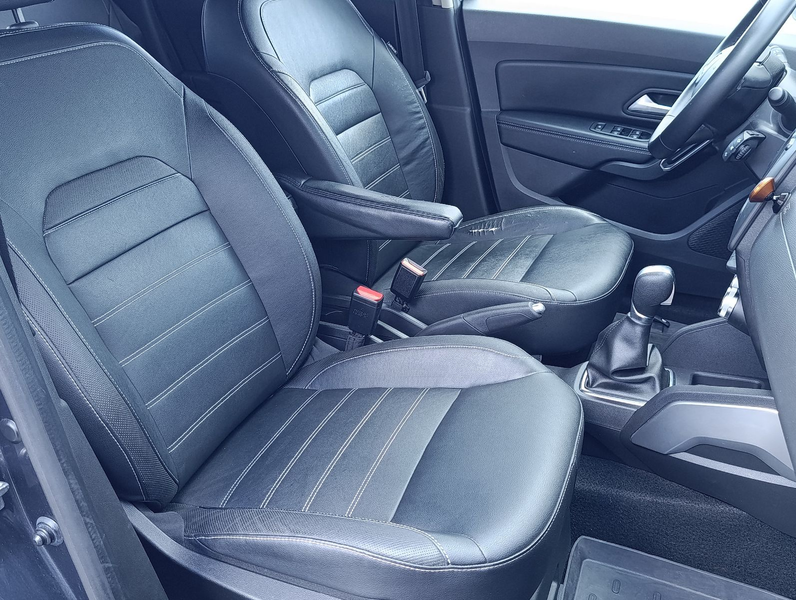 Dacia Duster II Prestige 1,5d Navi Vollleder Kamera — photo 12
