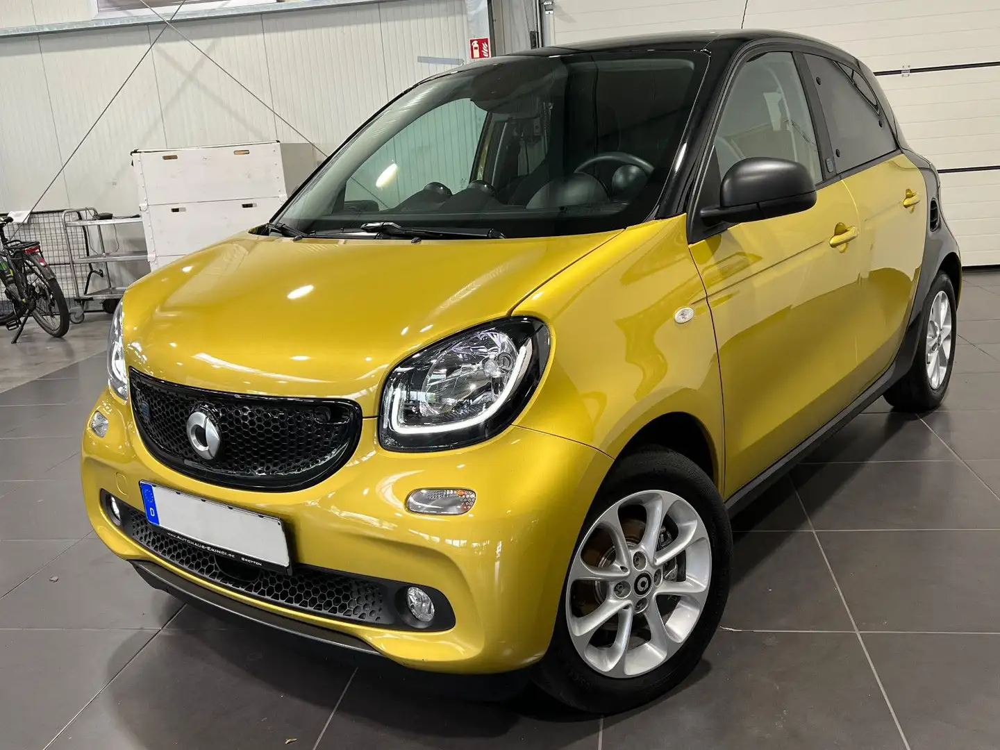 smart forFour EQ **Klima*PDC*SHZ*Bluetooth*Notbrems** Gelb - 1