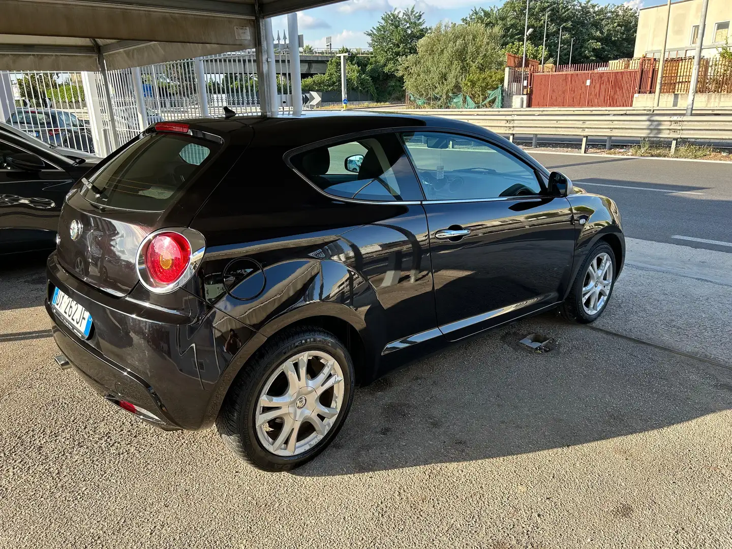 Alfa Romeo MiTo MiTo 2008 1.3 jtdm Distinctive Sport Pack 90cv Noir - 2