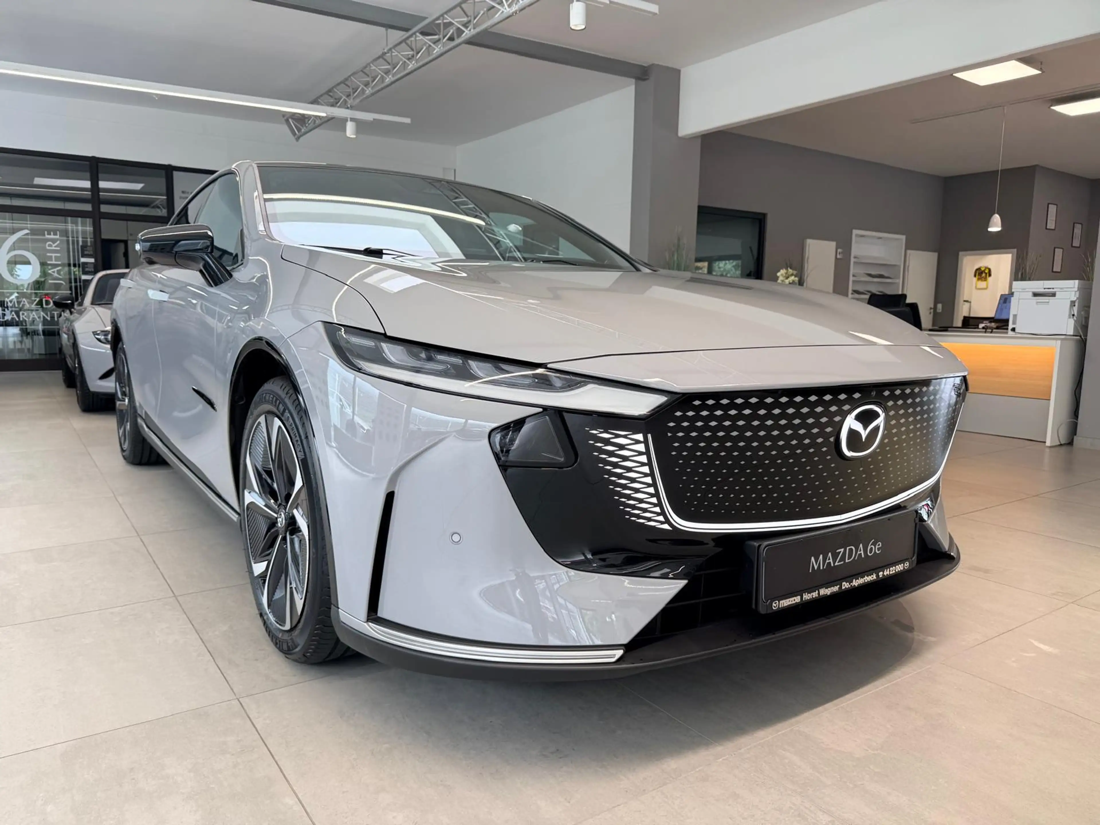 Mazda 6e Takumi 258 PS *Pano*360*Navi*Neuwagen* — photo 4