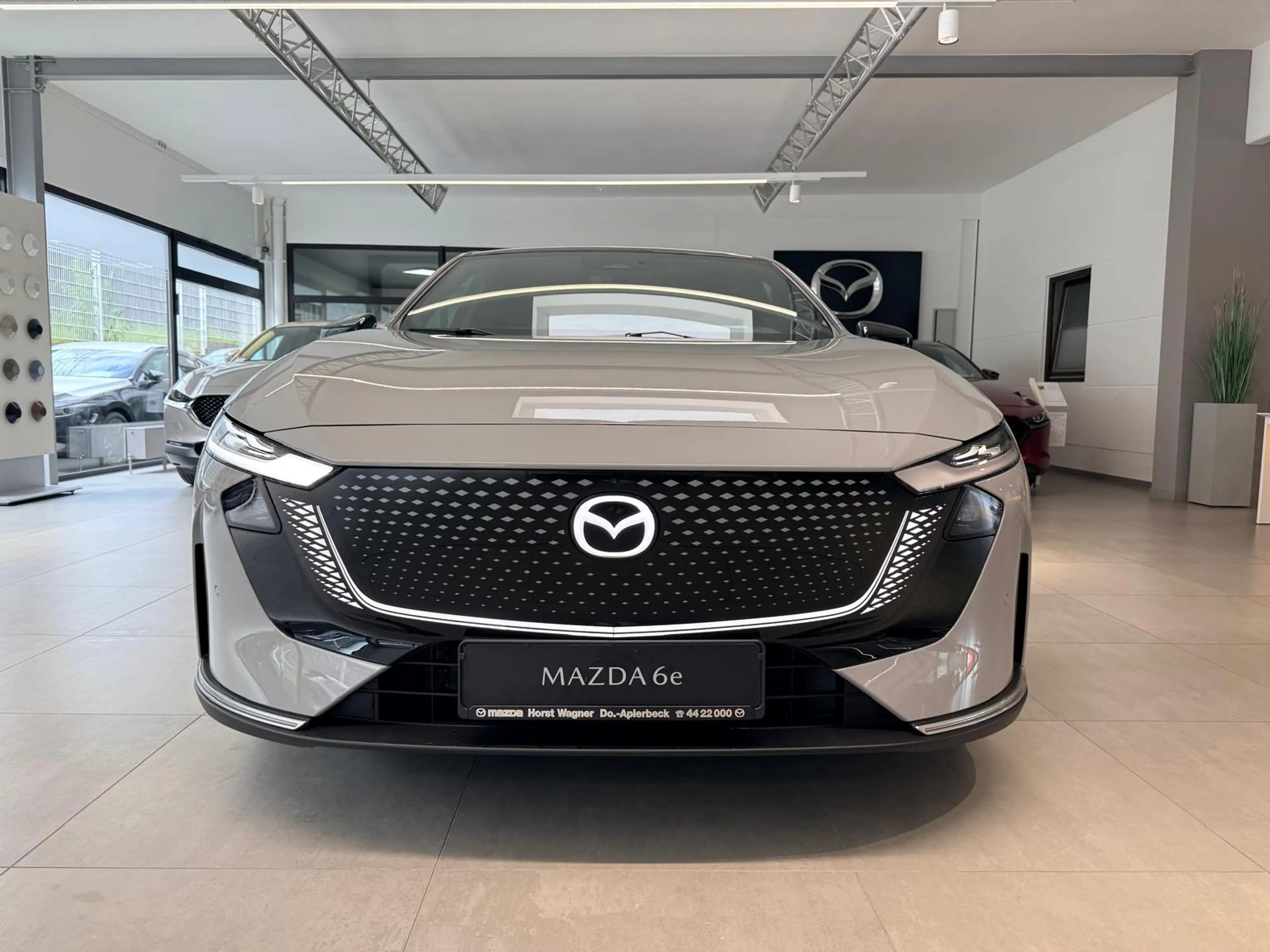 Mazda 6e Takumi 258 PS *Pano*360*Navi*Neuwagen* — photo 3