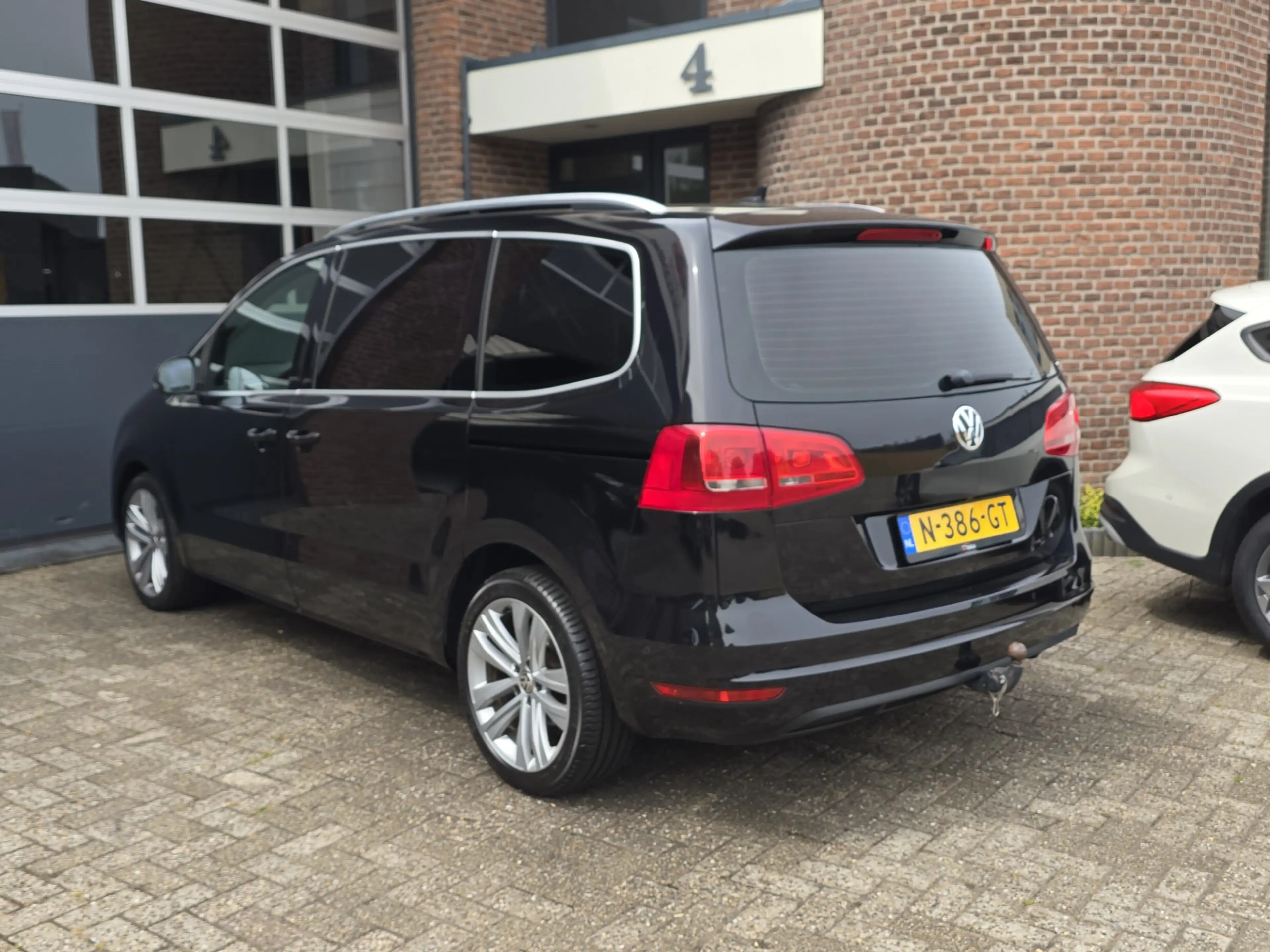 Volkswagen Sharan 2.0 TSI Highline 7p. Pano |Leer |DSG — photo 12