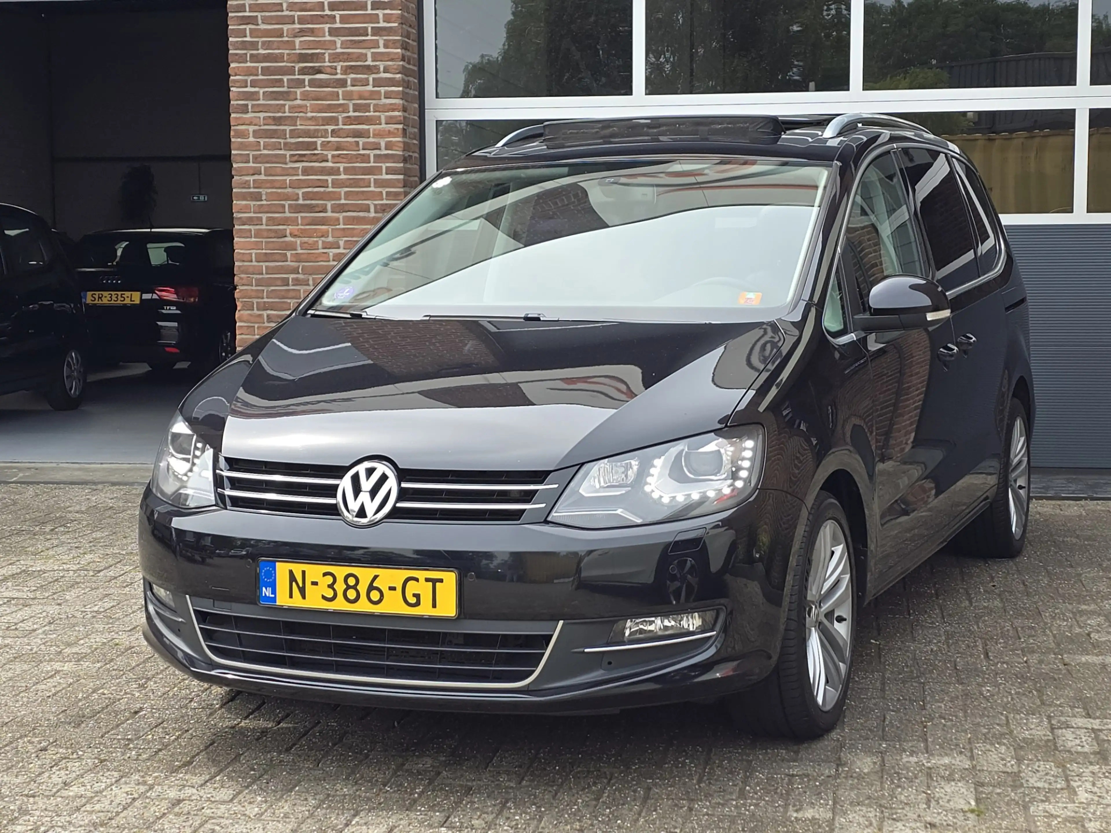 Volkswagen Sharan 2.0 TSI Highline 7p. Pano |Leer |DSG — photo 6
