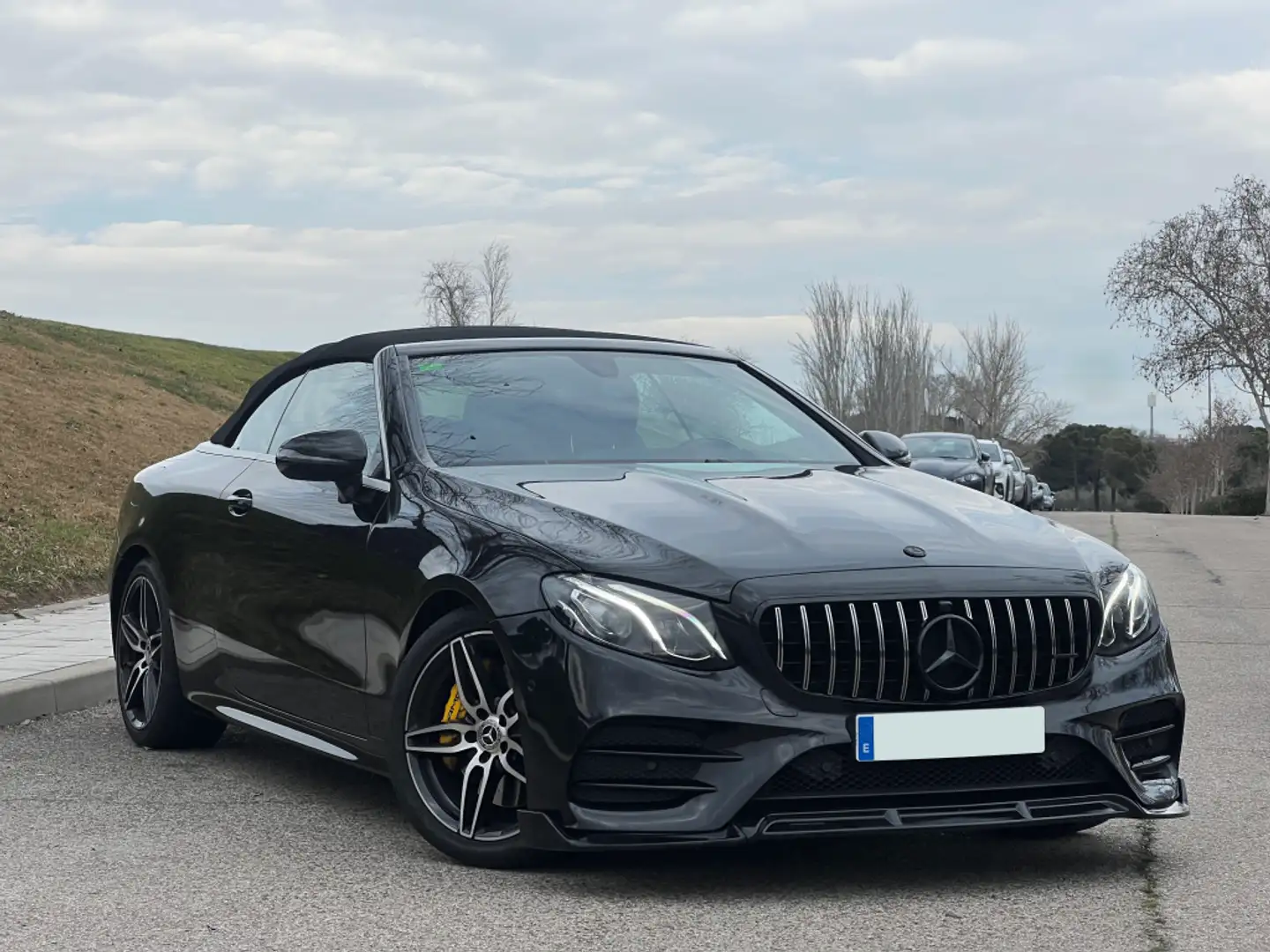 Mercedes-Benz E 300 Cabrio 9G-Tronic (9.75) Negro - 1