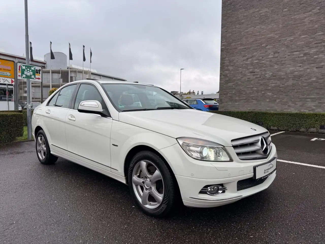 Mercedes-Benz C 200