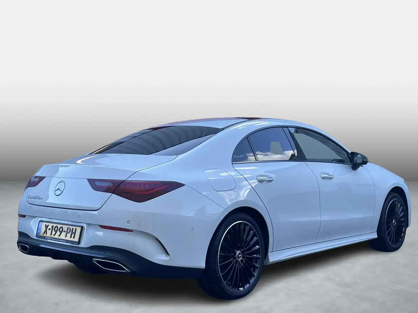 Mercedes-Benz CLA 250 e | Panoramadak | AMG Night | Premium | Achteruitr Weiß - 2