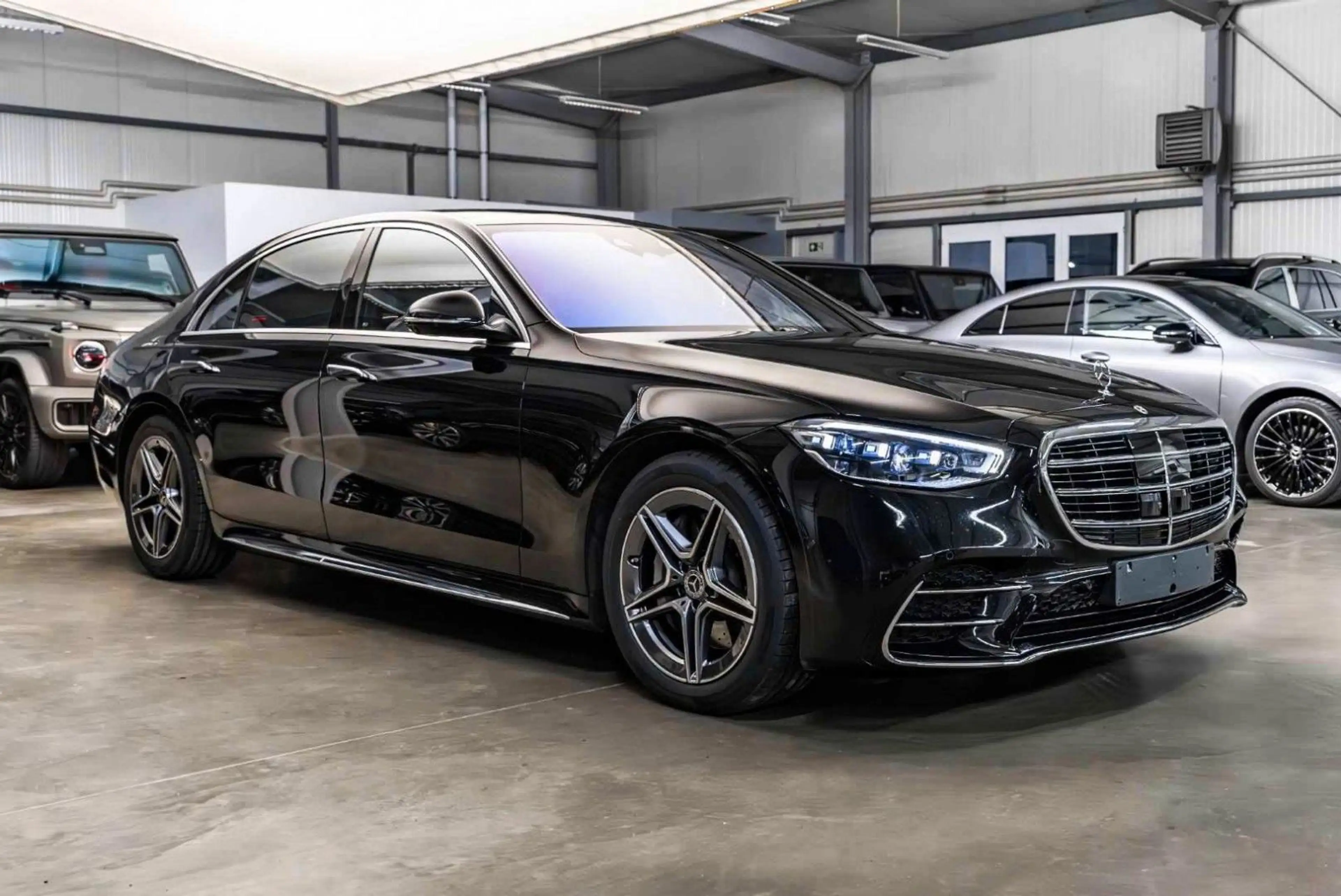 Mercedes-Benz S 580 4M L AMG Line / MY2025 / TV/ Rear Steering — photo 7