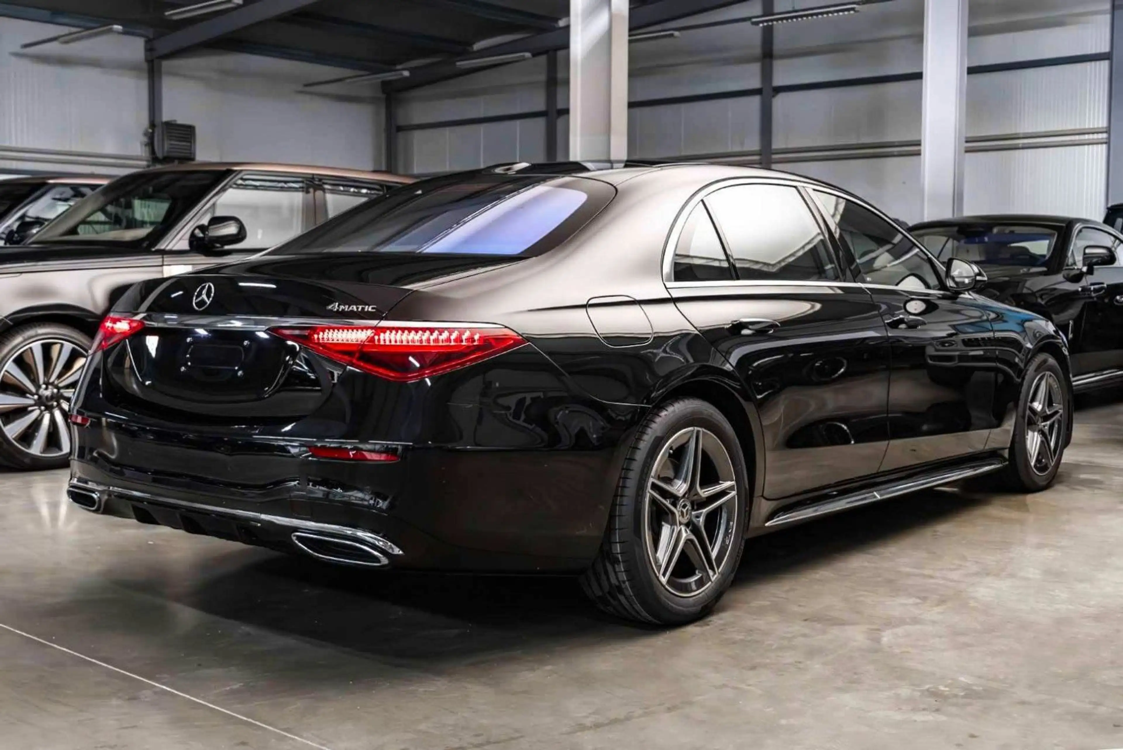 Mercedes-Benz S 580 4M L AMG Line / MY2025 / TV/ Rear Steering — photo 11
