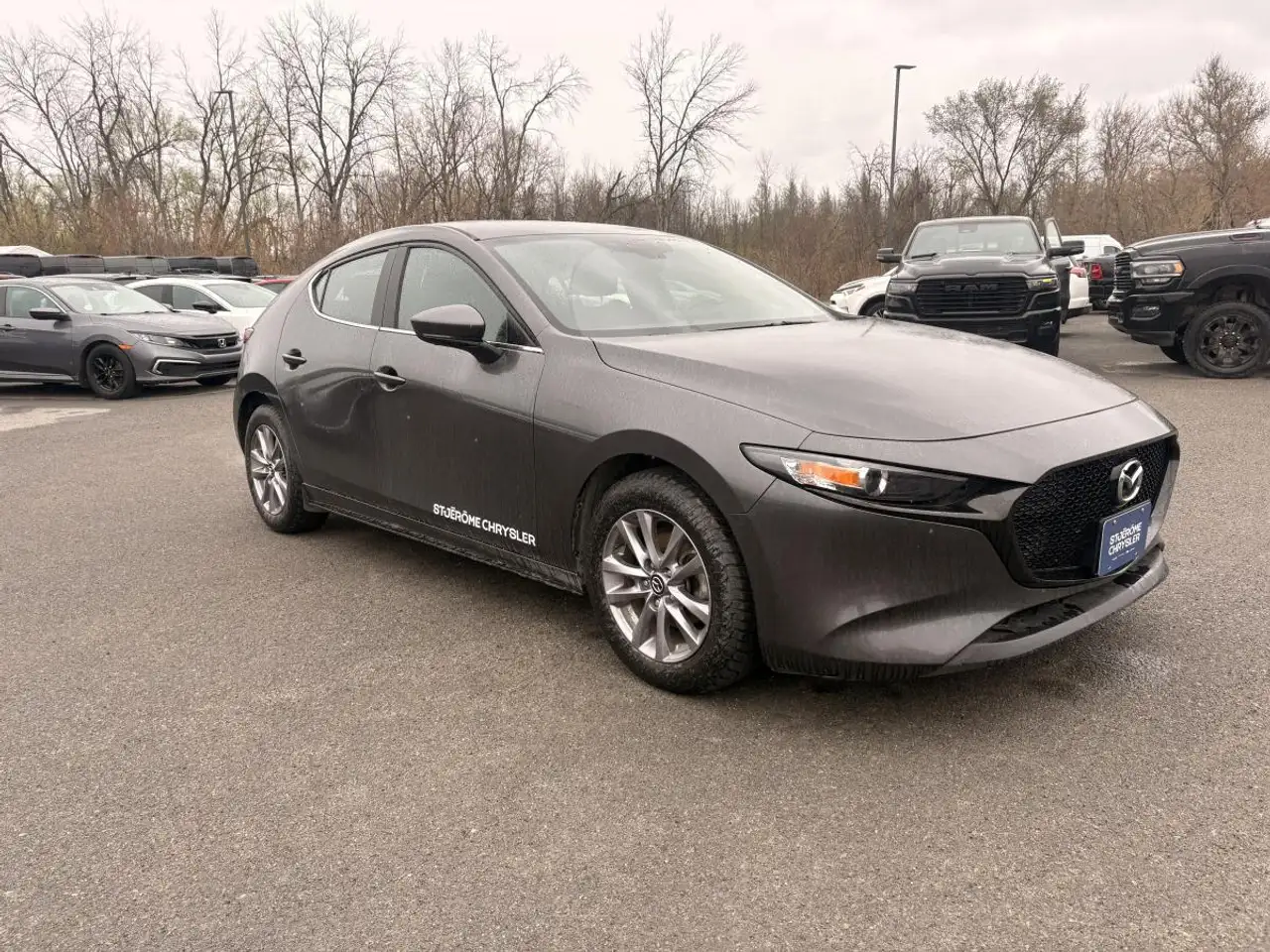 Mazda 3 снимка Mazda 3