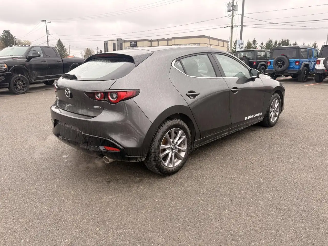 Mazda 3 снимка Mazda 3