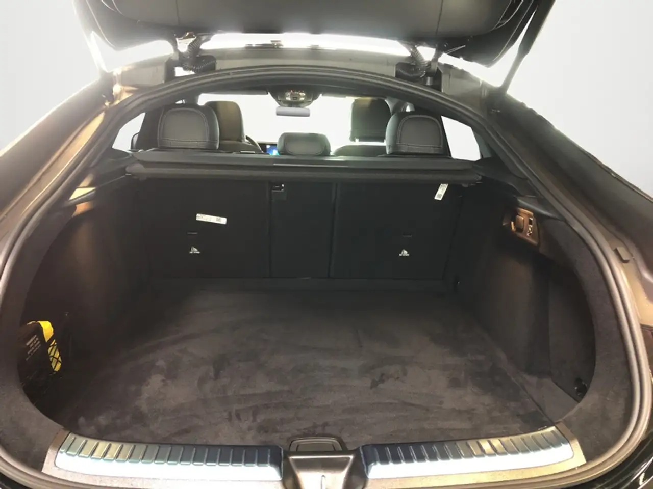 Mercedes-Benz GLE 450 d 4m Coupé AMG NIGHT PANO STANDHZG AHK 10