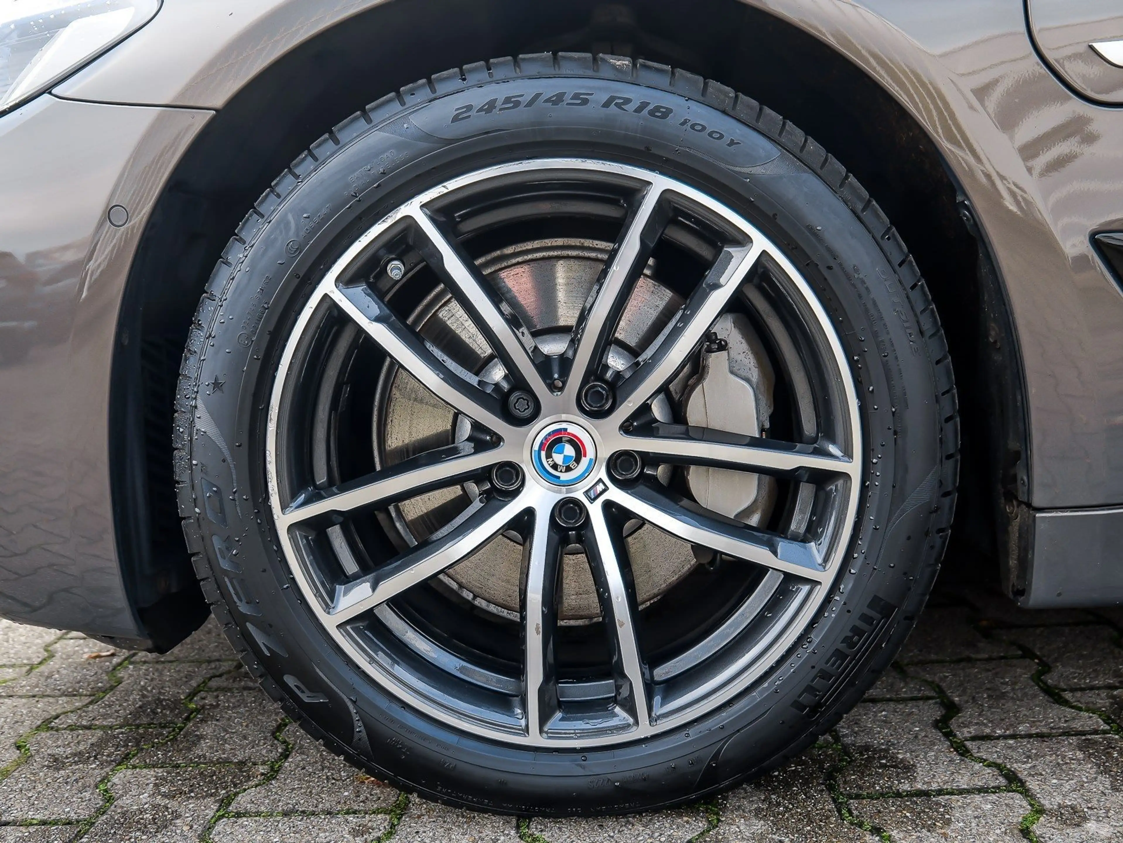 BMW 530 e xDrive Touring M-Sport  HUD+ACC+Laser+Navi+HiFi+ — photo 4