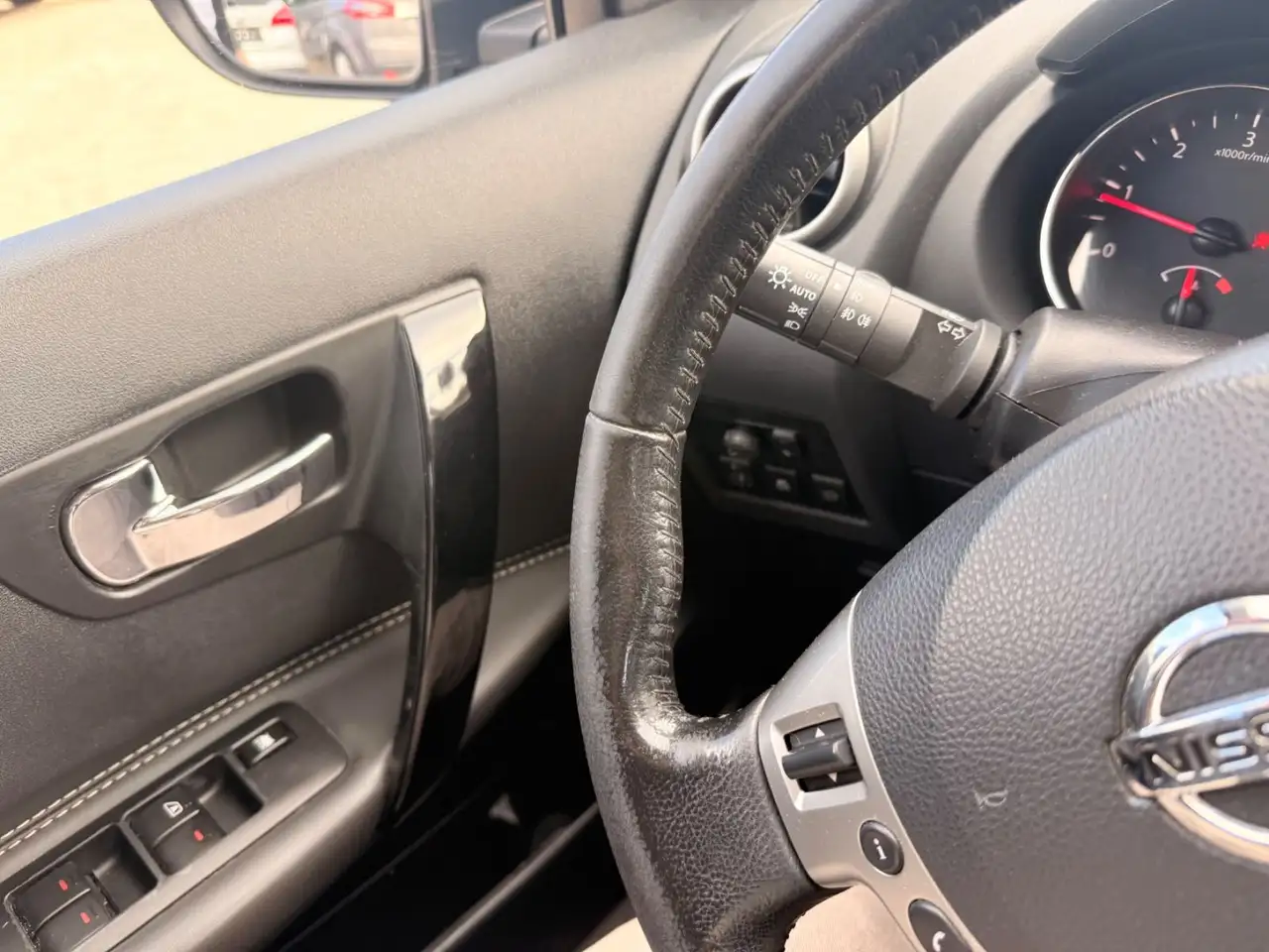 2013 Nissan Qashqai +2 ,7 Sitze,AHK, photograph 12