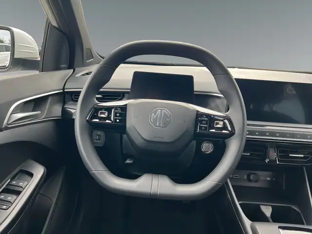 MG MG3 view 11