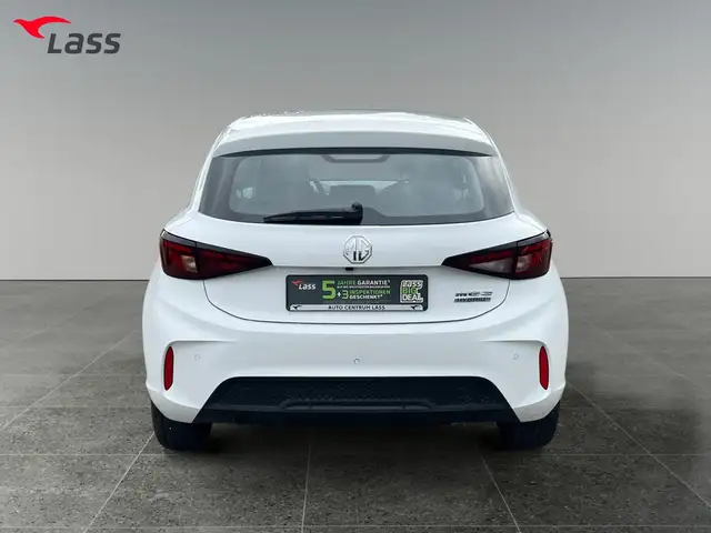 MG MG3 view 5