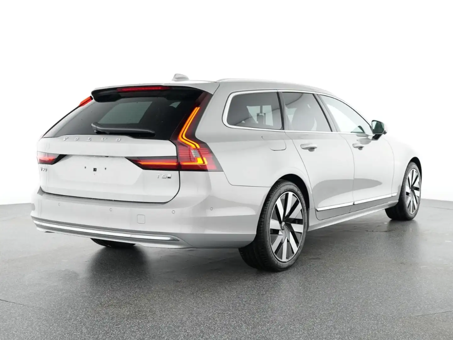 Volvo V90 Kombi Plus Bright Recharge Plug-In Hybrid AWD Stan Silber - 2