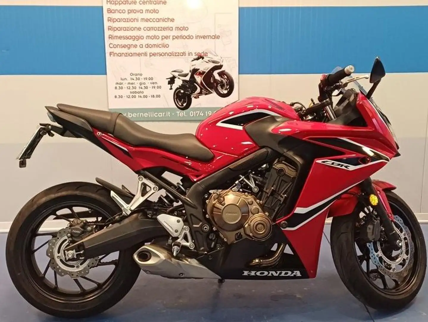 Honda CB 650 F Rojo - 1