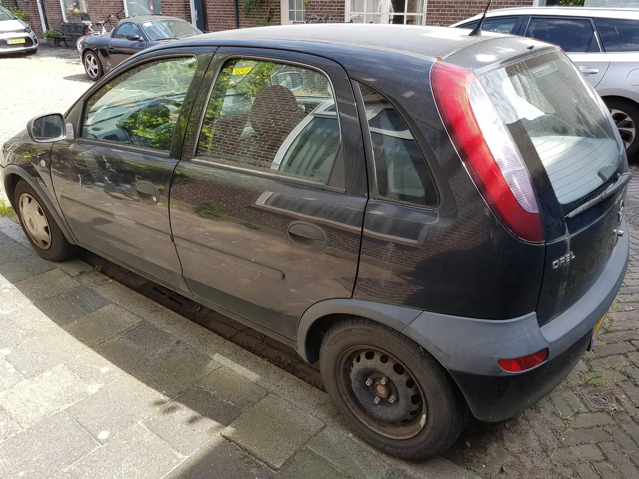 Opel Corsa 1.2-16V, foto 2