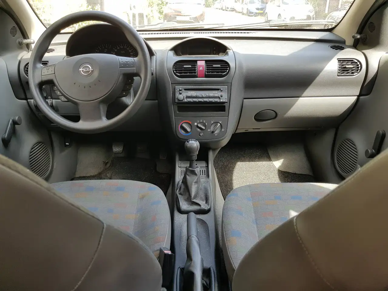 Opel Corsa 1.2-16V, foto 5