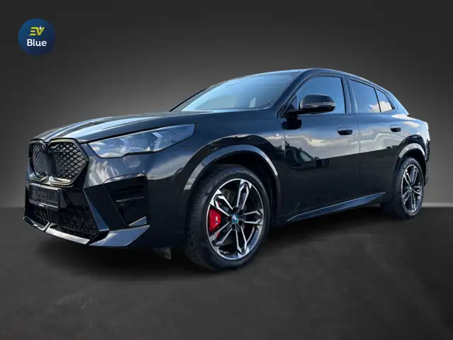 BMW iX2 eDrive20 66,5 kWh M SPORT - HUD -