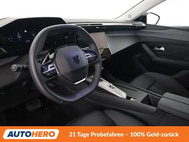 Peugeot 308 view 11
