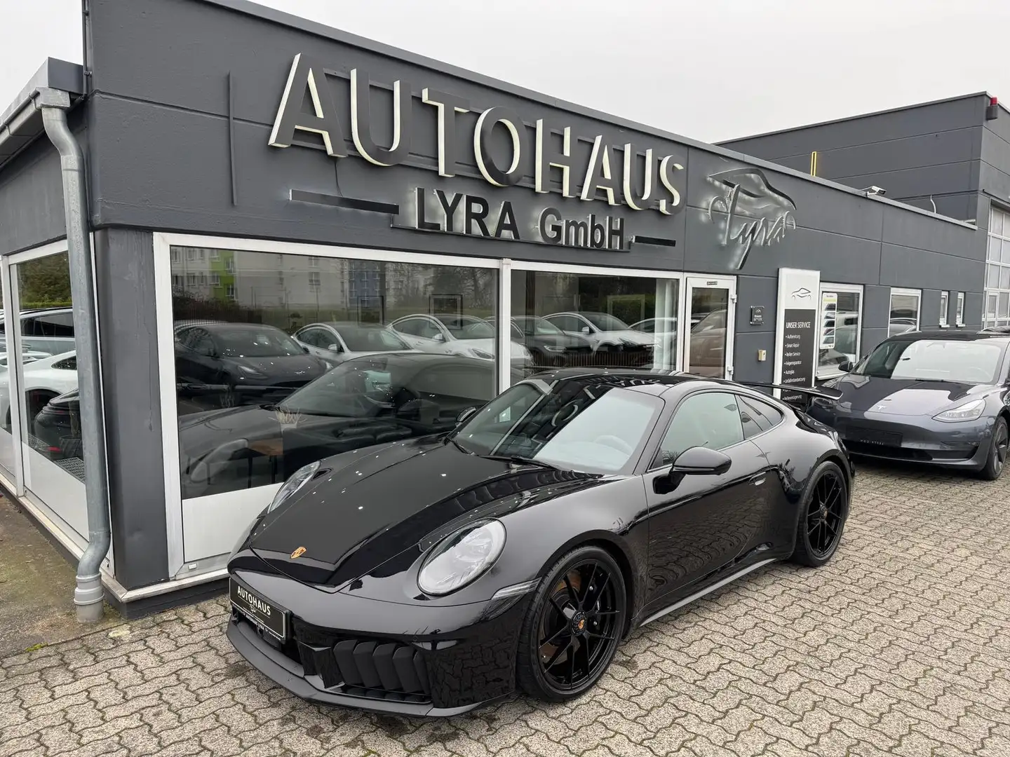 Porsche 992 .2 Carrera 4 GTS*HD-MATRIX*AERO-KIT*360°KAM* Schwarz - 2