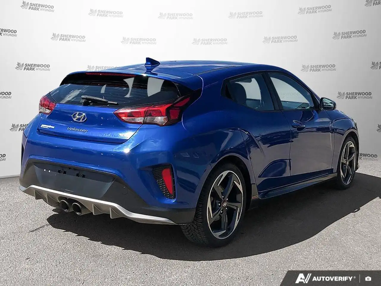 Hyundai VELOSTER снимка Hyundai VELOSTER