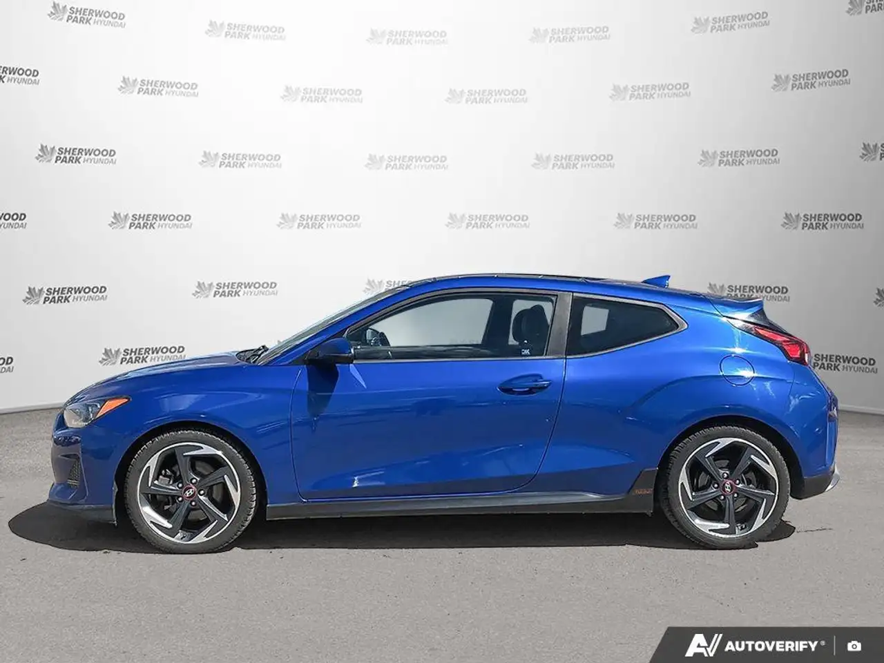 Hyundai VELOSTER снимка Hyundai VELOSTER
