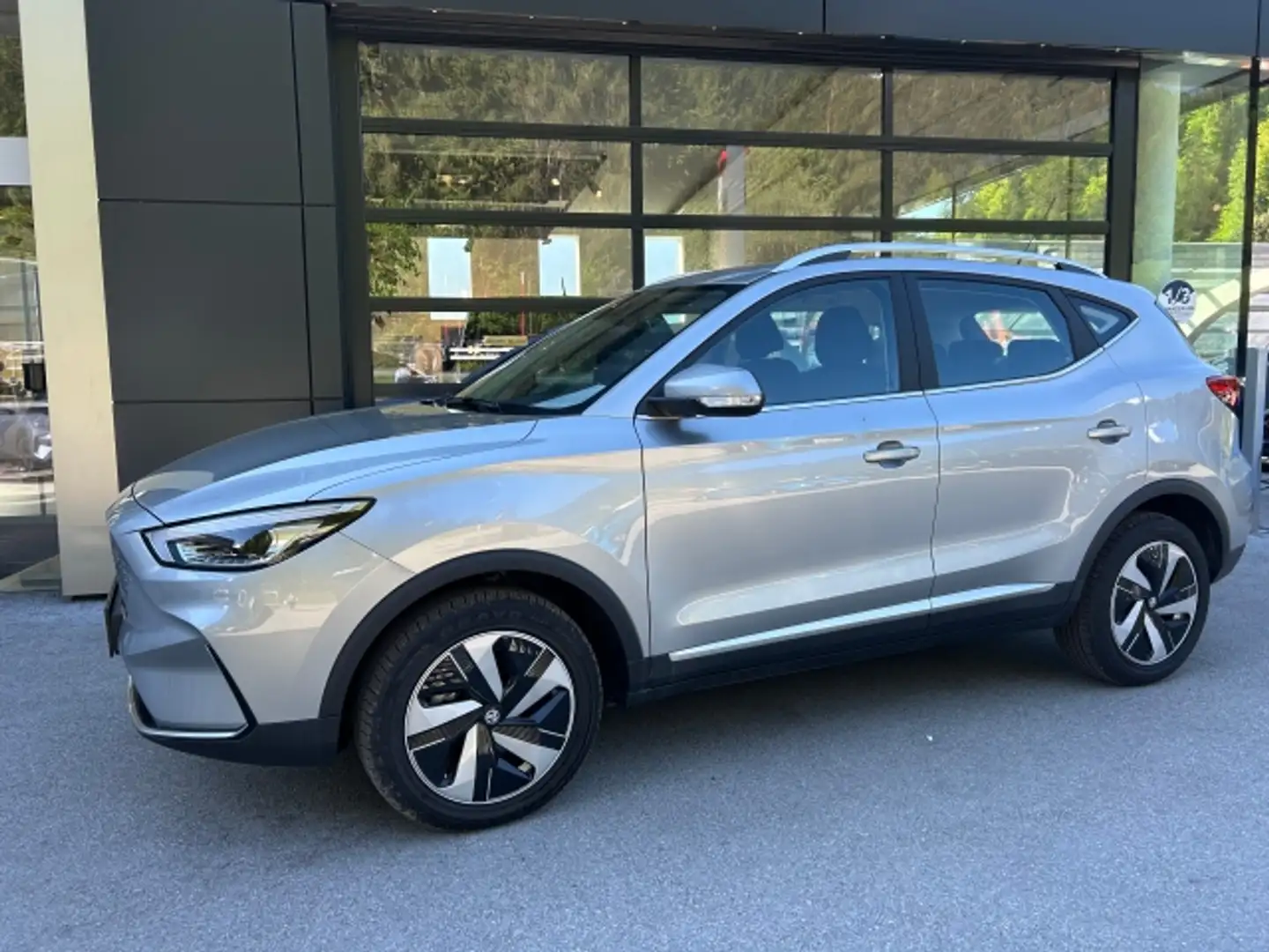 MG ZS ZS EV Comfort 51kwH Silber - 1