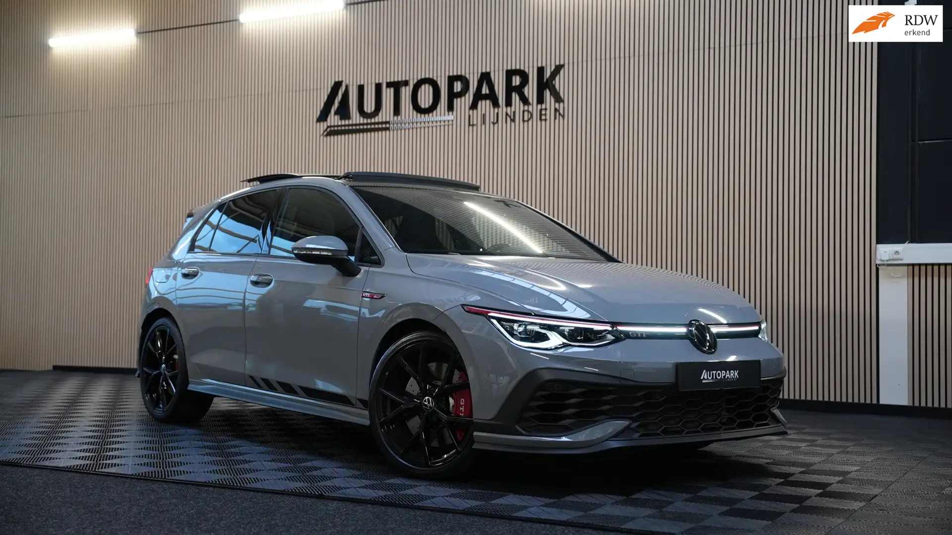 Volkswagen Golf GTI 2.0 TSI CLUBSPORT PANO/HUD/HARMANKARDON/CARPLAY/30 Grijs - 1