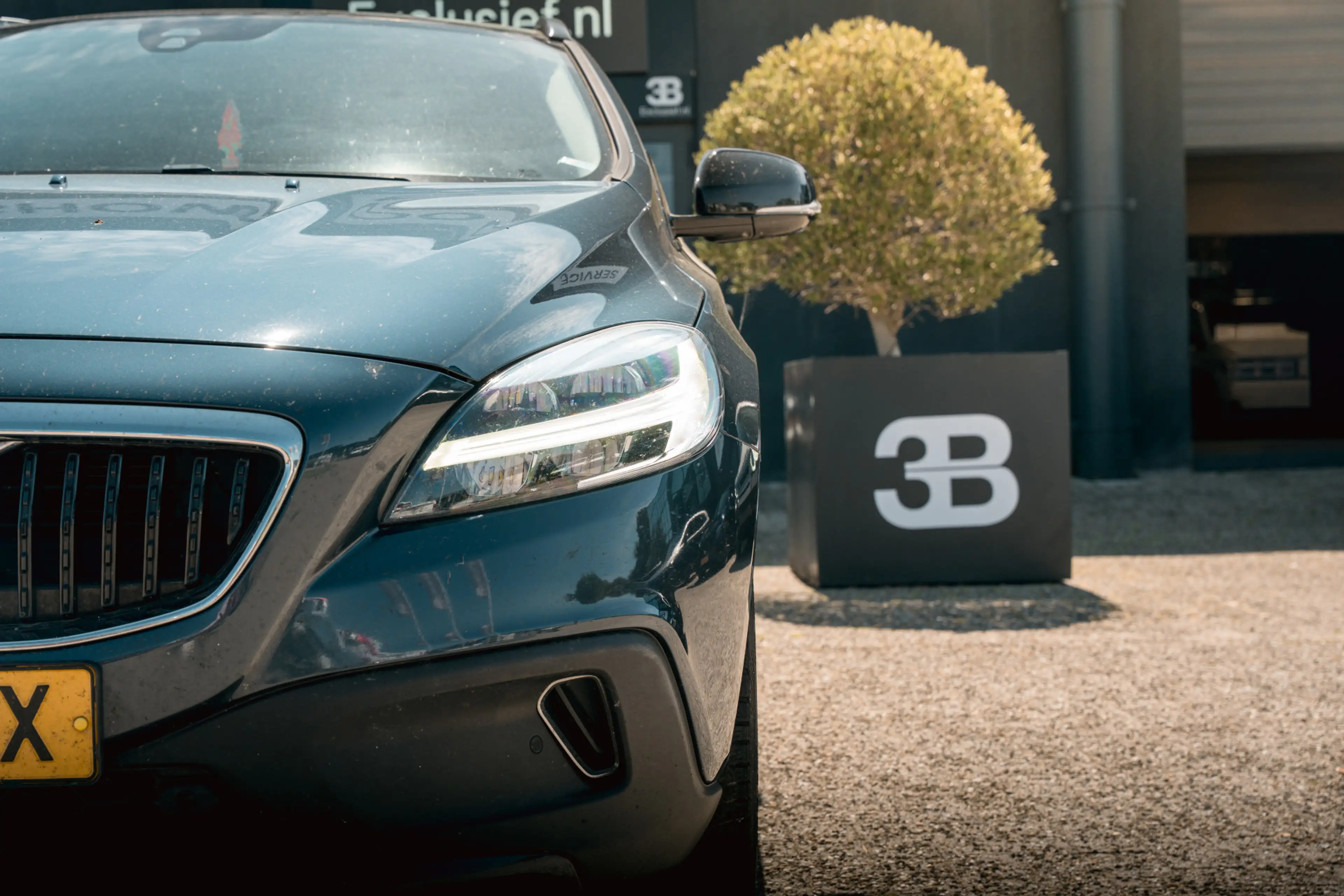 Volvo V40 Cross Country 1.5 T3 Polar+ Luxury — photo 14
