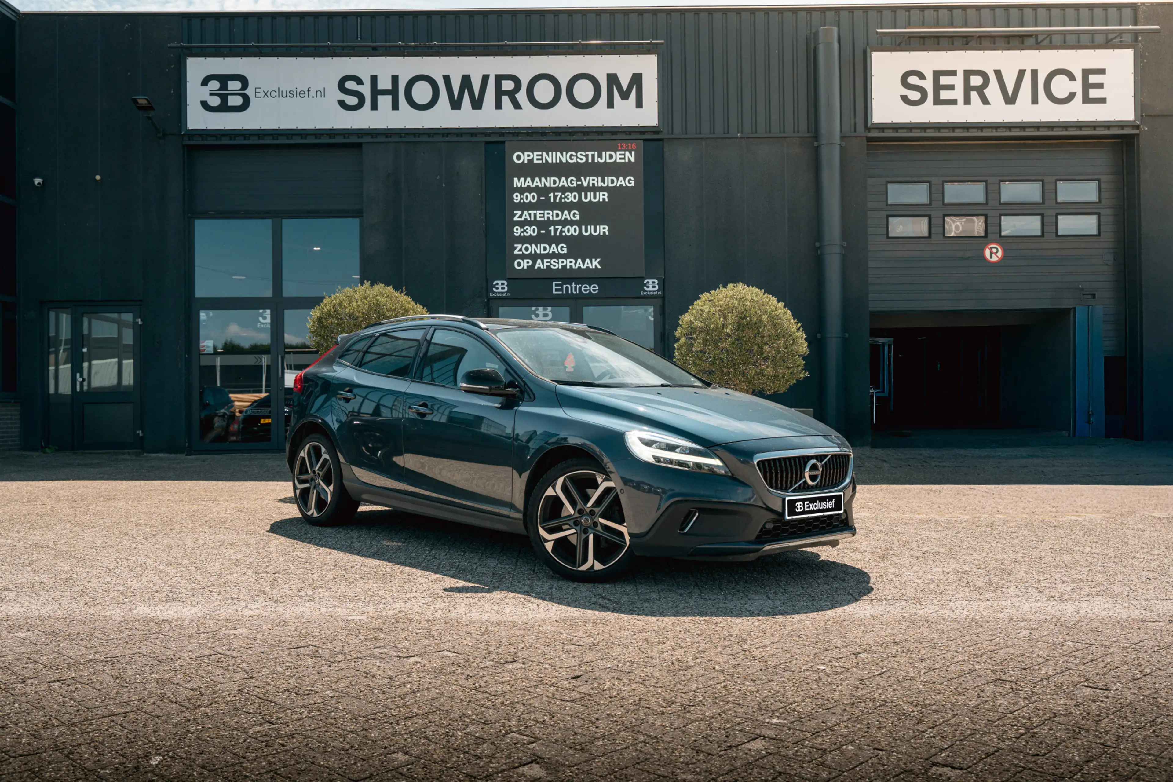Volvo V40 Cross Country 1.5 T3 Polar+ Luxury