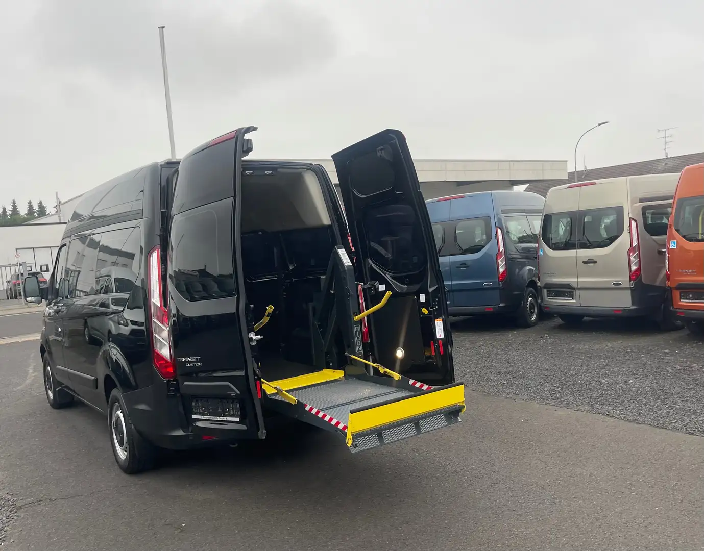 Ford Transit Custom L1 H2 Hochdach Passivfahrer Automatik Klima Noir - 1