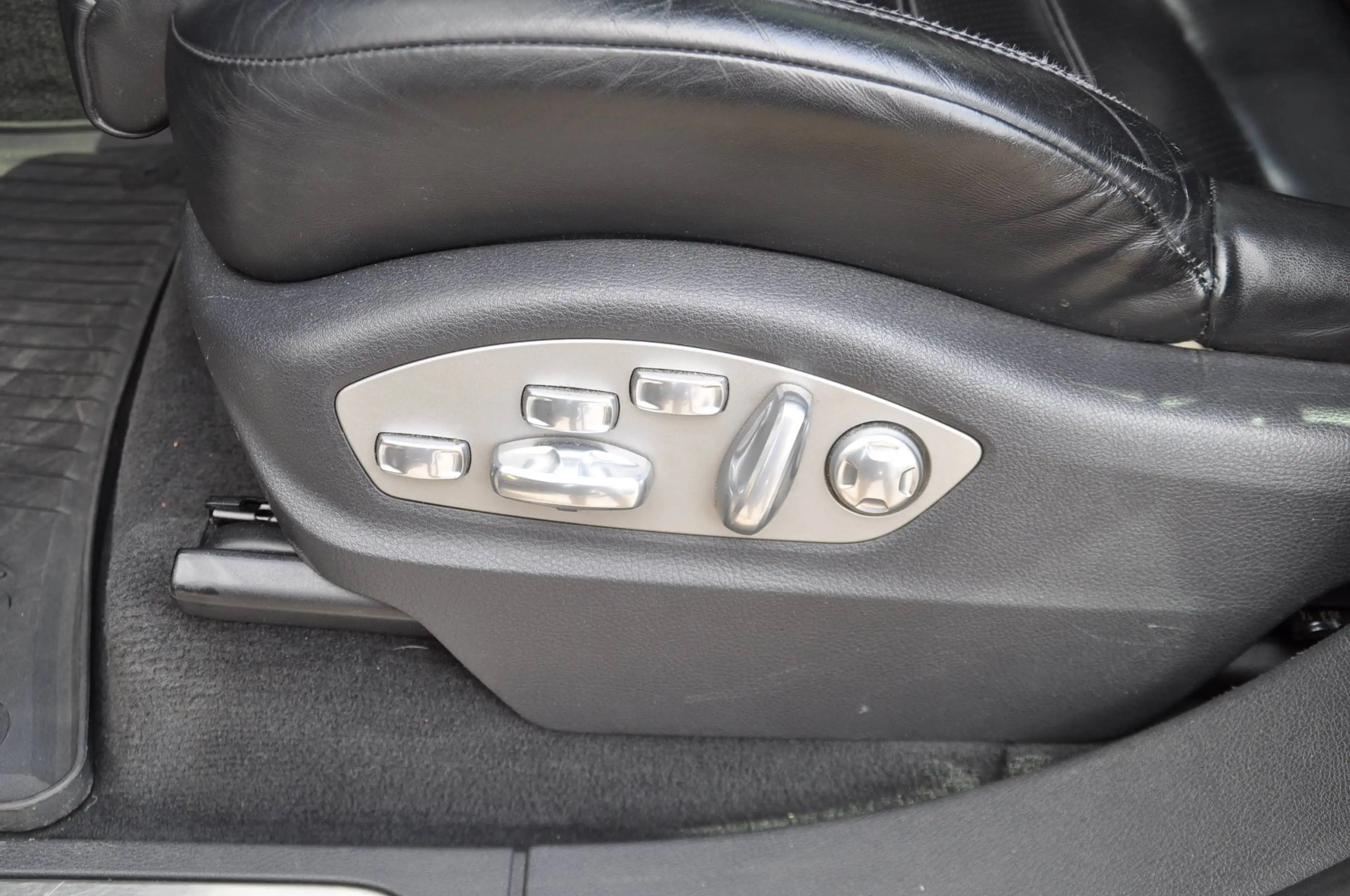 Porsche Cayenne Cayenne Diesel S Diesel Tiptronic Pano. RK, AHK etc — photo 27