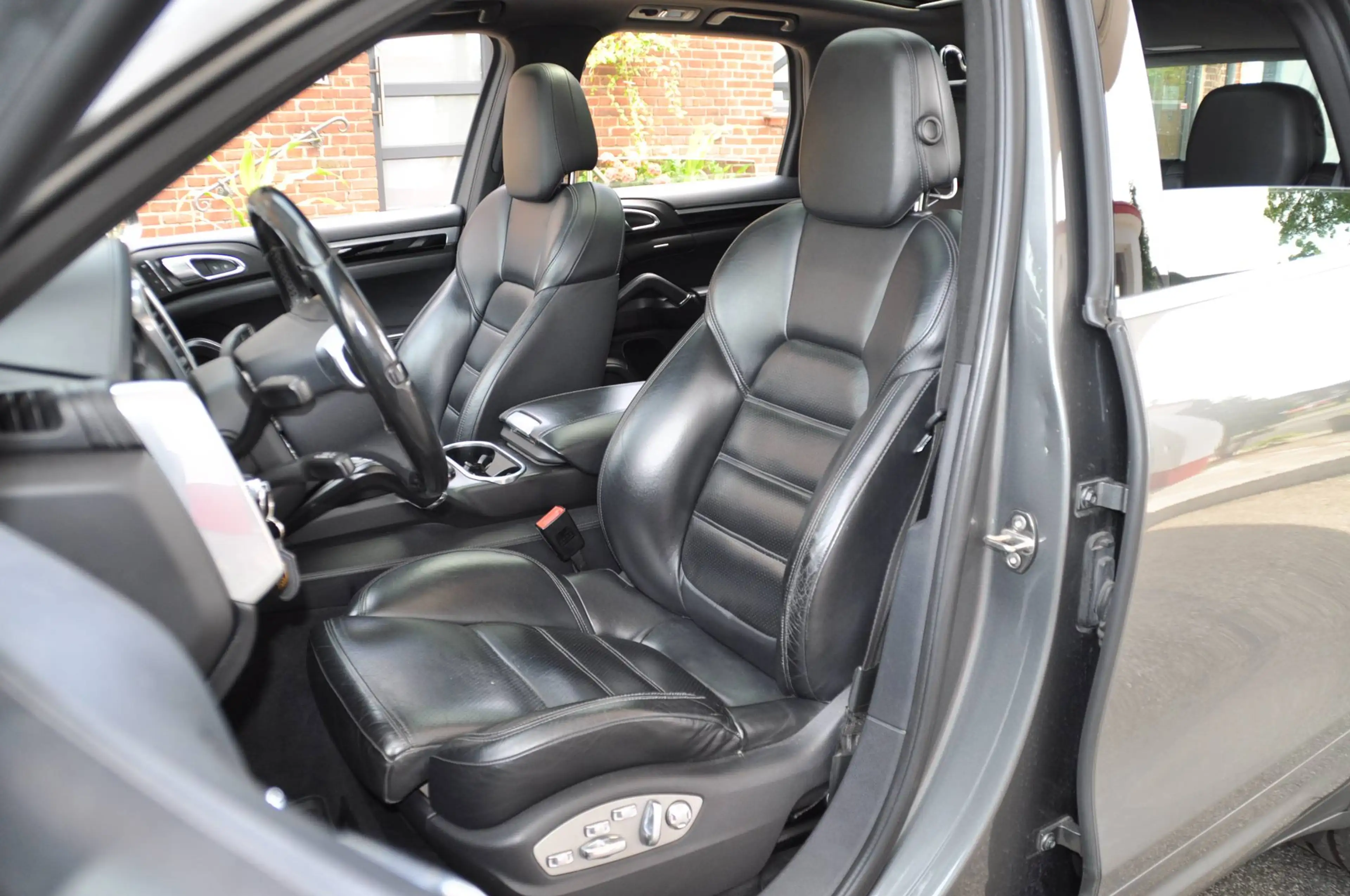Porsche Cayenne Cayenne Diesel S Diesel Tiptronic Pano. RK, AHK etc — photo 24