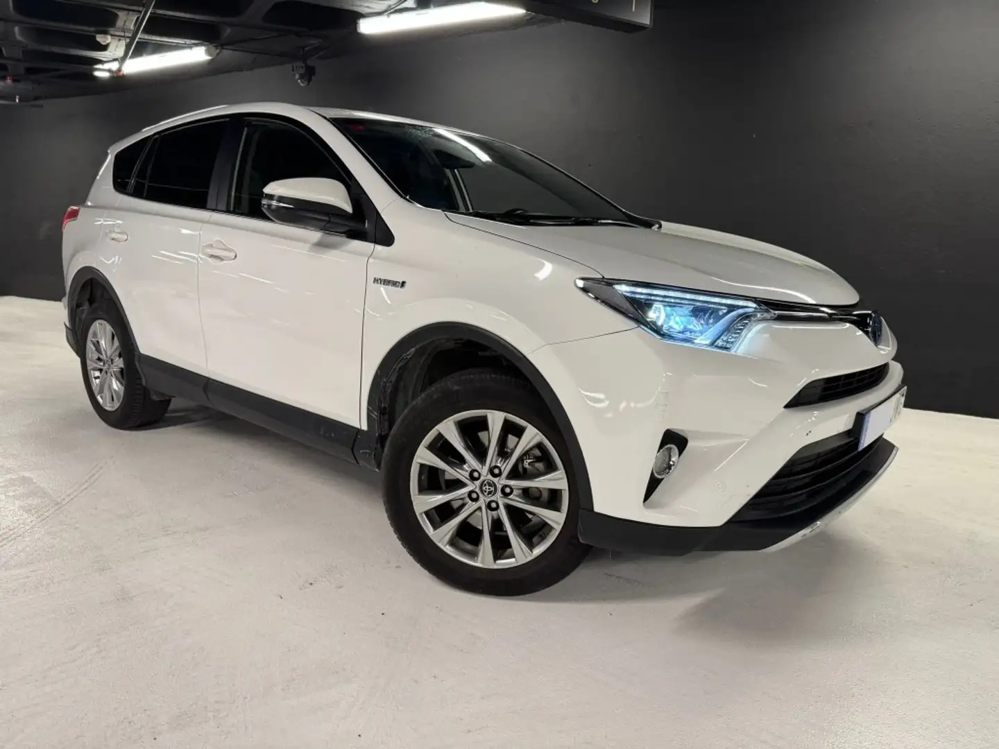 Toyota RAV 4 2.5 hybrid 2WD Feel! Edition Bianco - 2