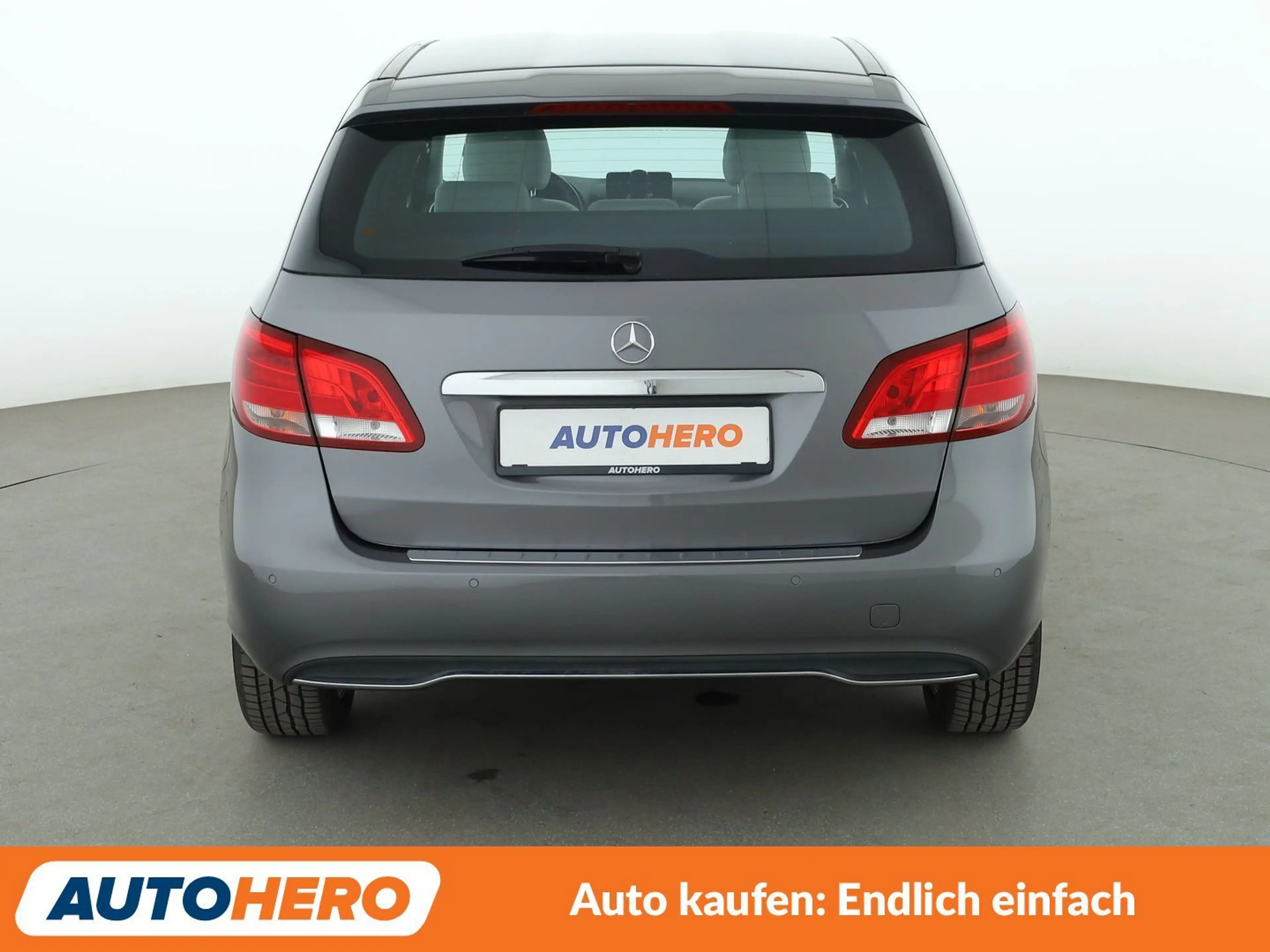 Mercedes-Benz B 180 Style Aut.*NAVI*PDC*TEMPO*SHZ* — photo 5