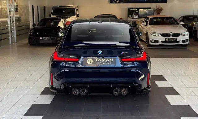 BMW M3 view 10