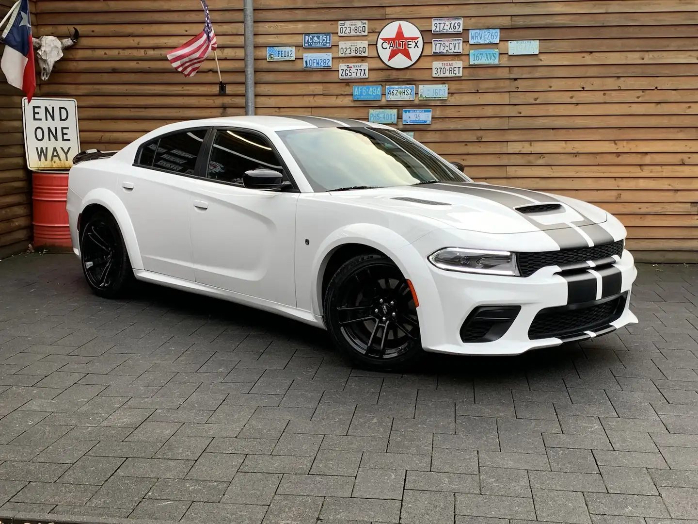 Dodge Charger WIDEBODY 5,7L V8 Leder LPG LED Blanc - 2